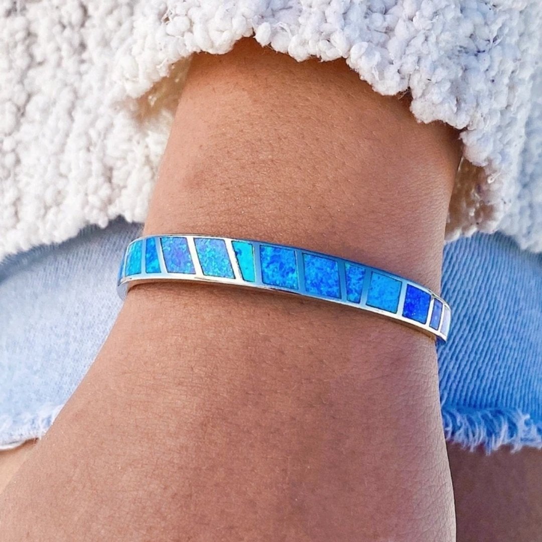 Blau und Silber Opal Armband