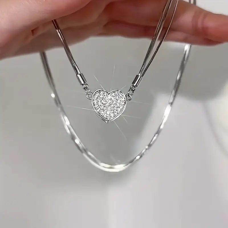 Lyxigt Hjärformad Zirkon Flerlagers Magnet Halsband