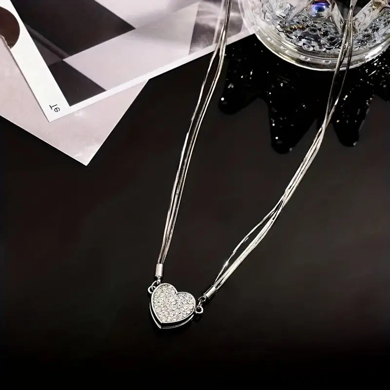Lyxigt Hjärformad Zirkon Flerlagers Magnet Halsband