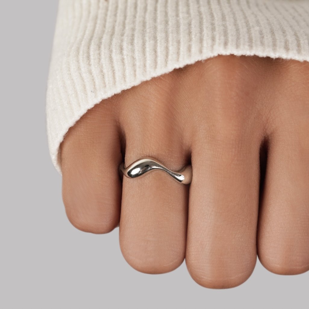 Vågor - Minimalistisk Ring