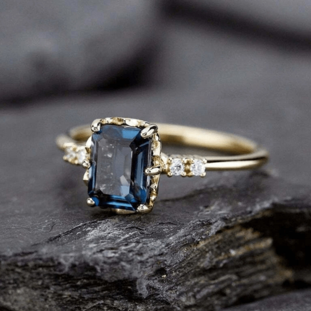 Vintage Blå Kristall Guld Ring