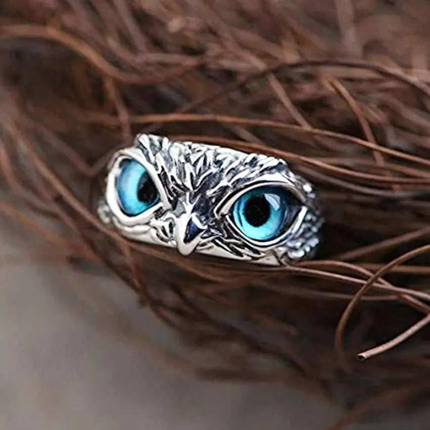 Uggla av lycka justerbar ring i silver och opal