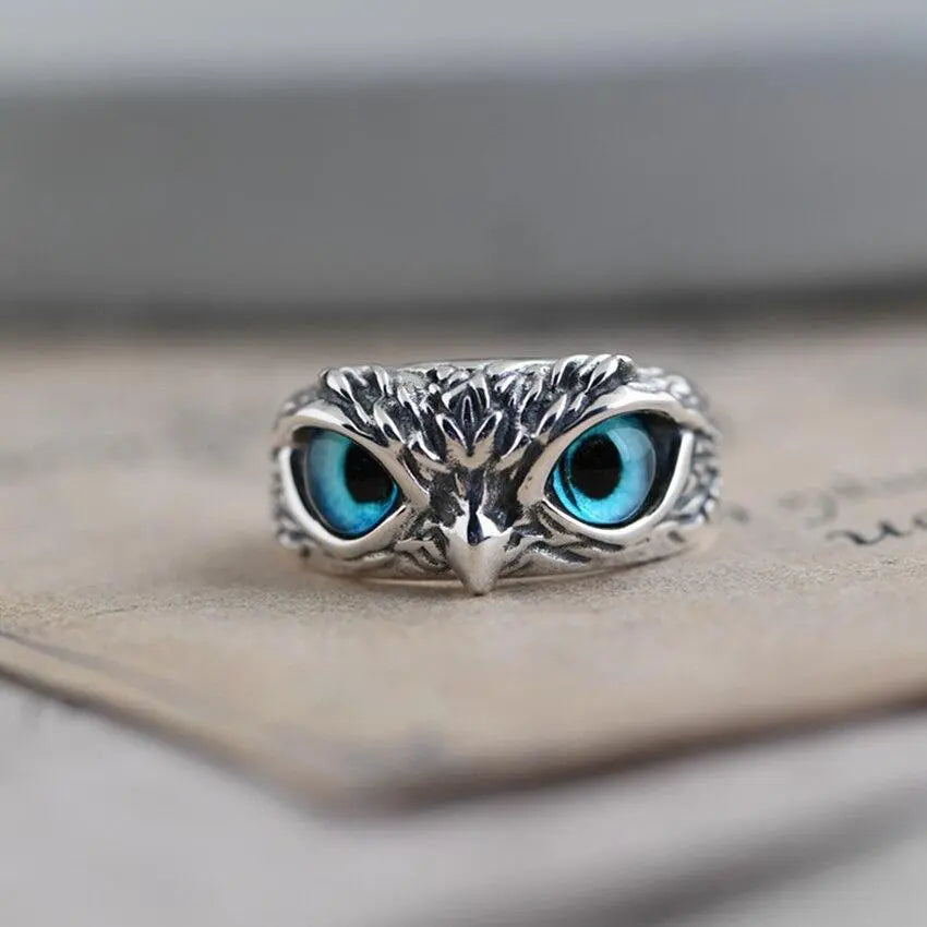 Uggla av lycka justerbar ring i silver och opal