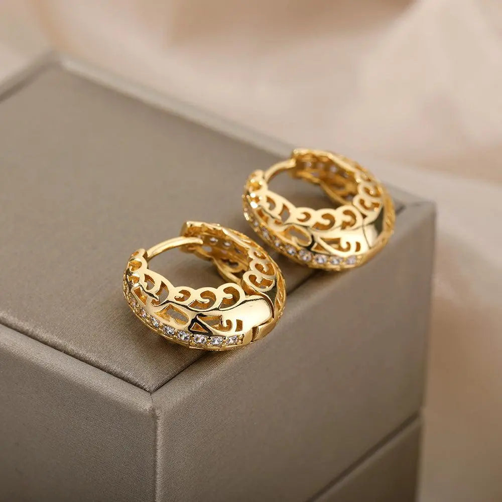 Minimalistiska Mandala Örhängen i Guld