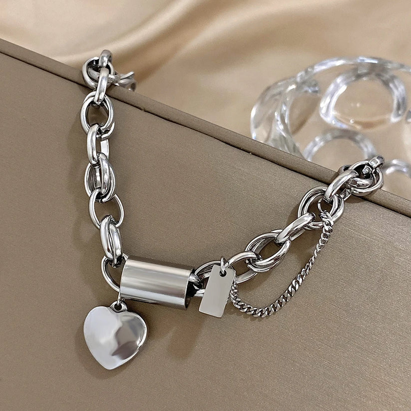 Hjärtevärmande Chunky Armband Guld