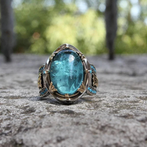 Lyxig Safir Snitt Ring