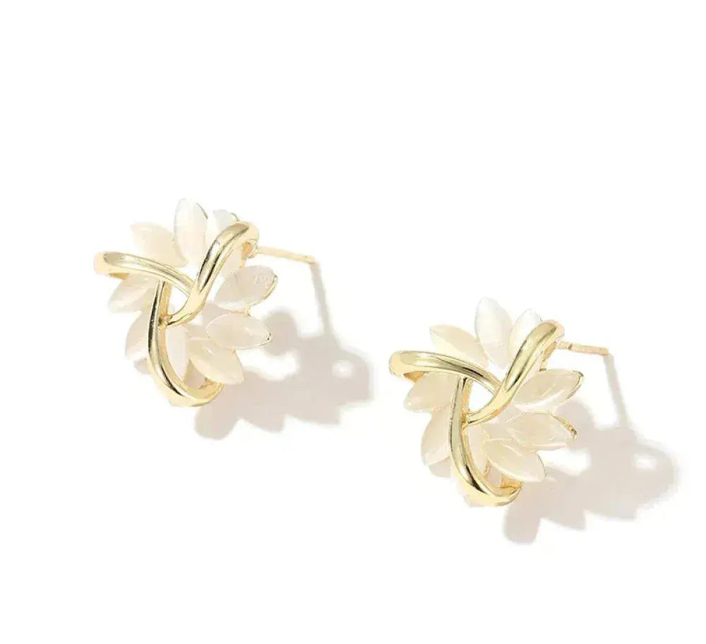 Elegant och utsökt opalblad cirkel studs i guld