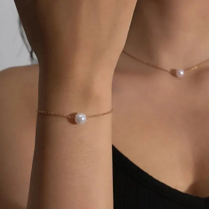 Goldperlenarmband