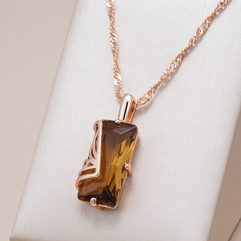 Elegant Brunt Glas Halsband