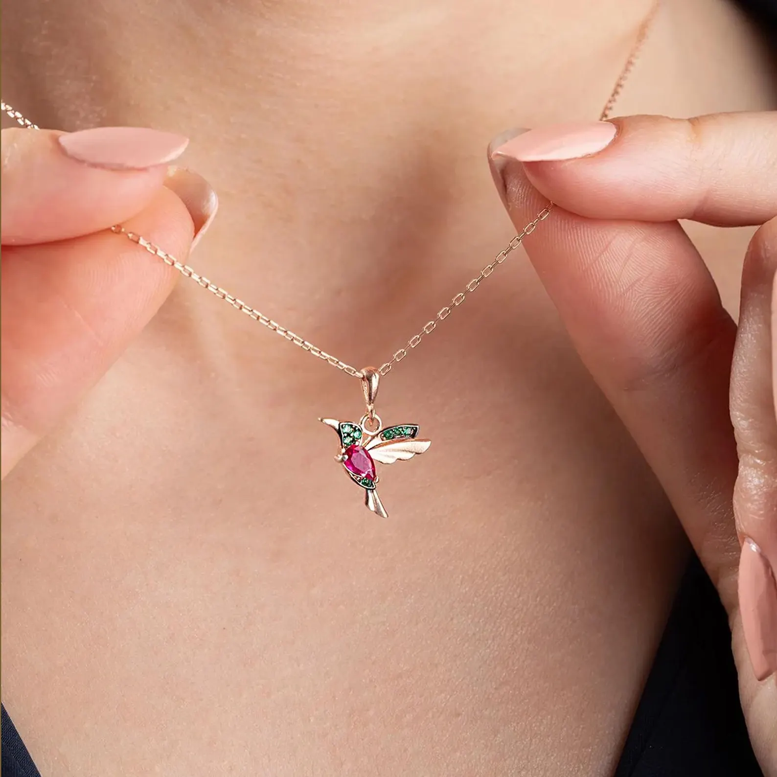 Kolibri Röd Halsband
