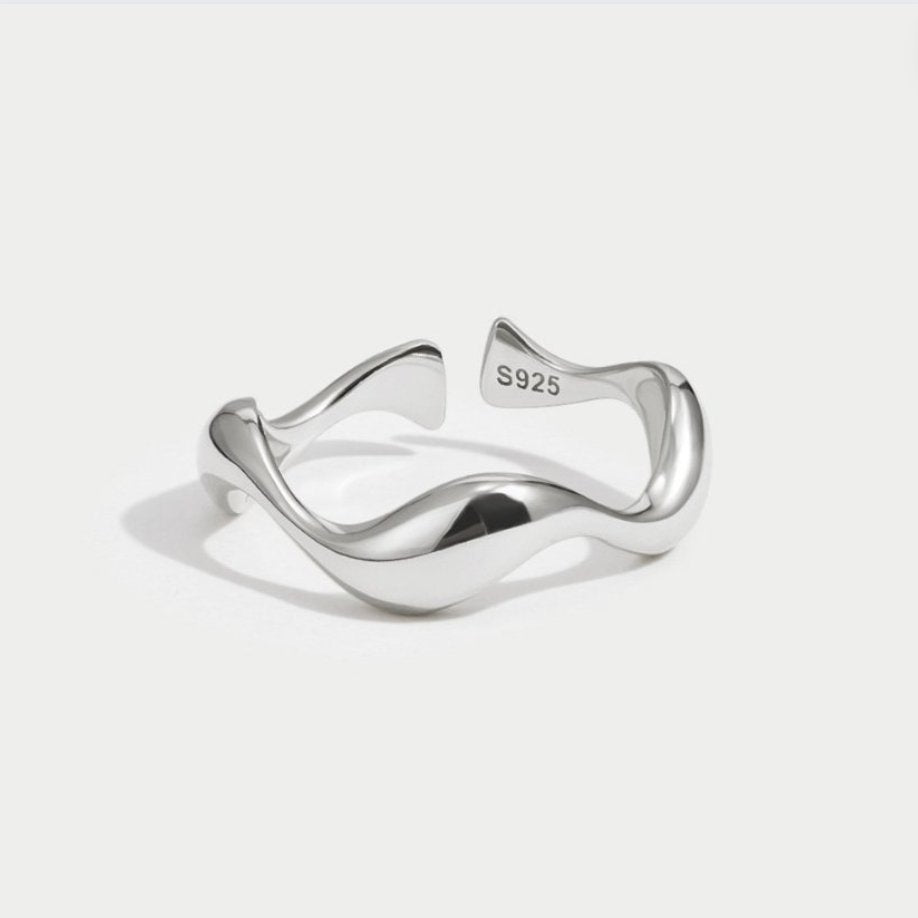 Vågor - Minimalistisk Ring