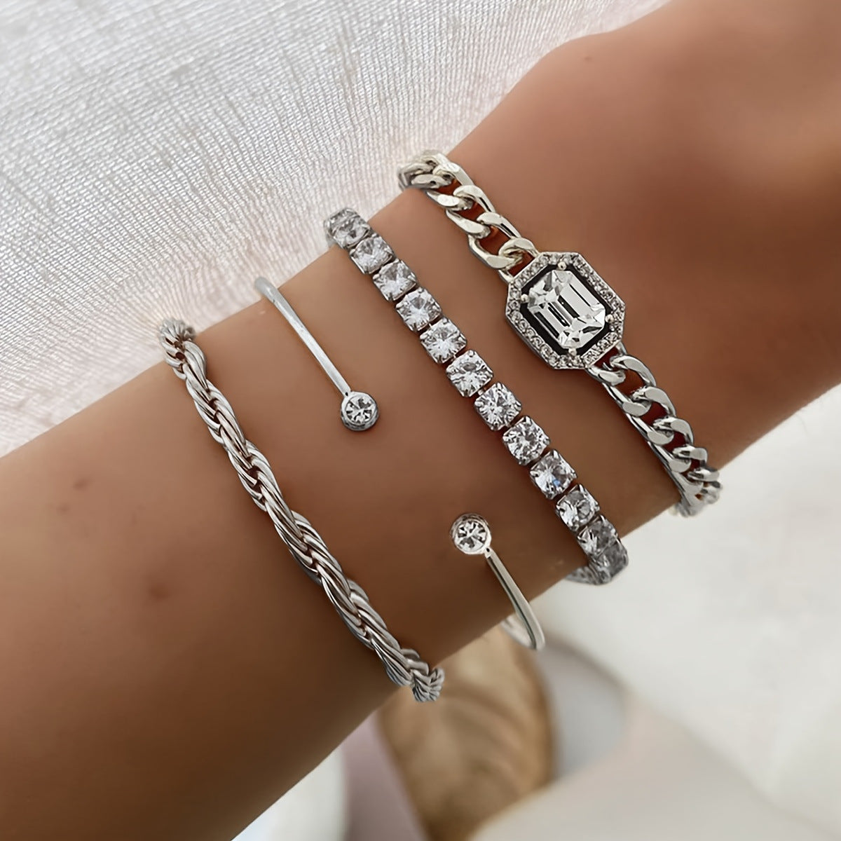 4 Delars Venus Armband Set